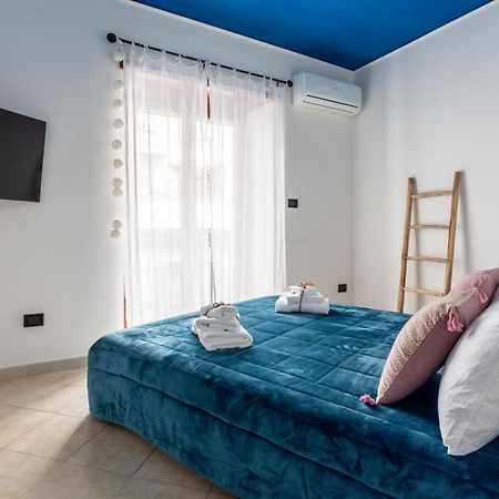 A Casa Di Parthenope Apartment เนเปิลส์ ภายนอก รูปภาพ